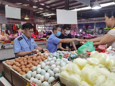 放心消費在杭州 我市扎實推進疫情防控高風(fēng)險冷鏈?zhǔn)称芳笆秤棉r(nóng)產(chǎn)品批發(fā)大檢查